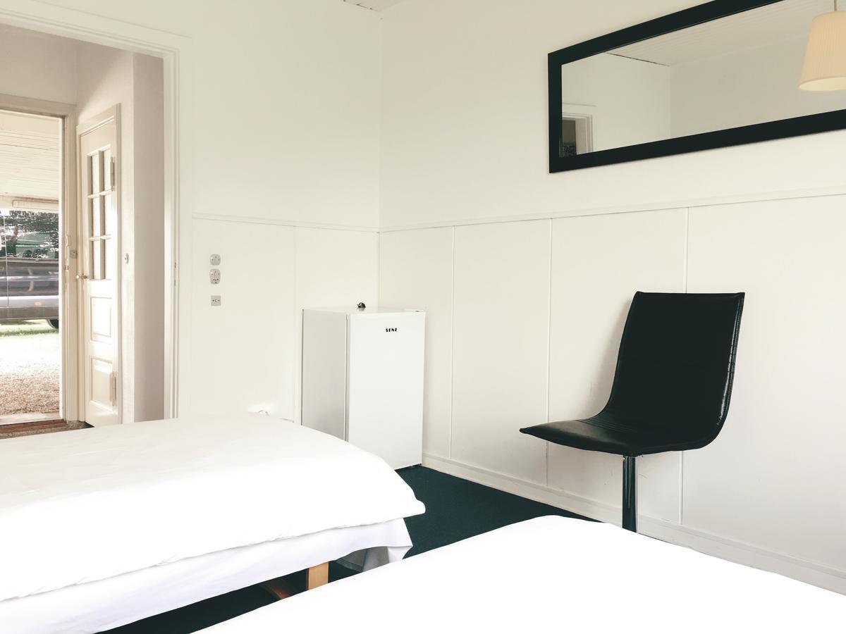 Sovilla Motel Кеге Екстер'єр фото