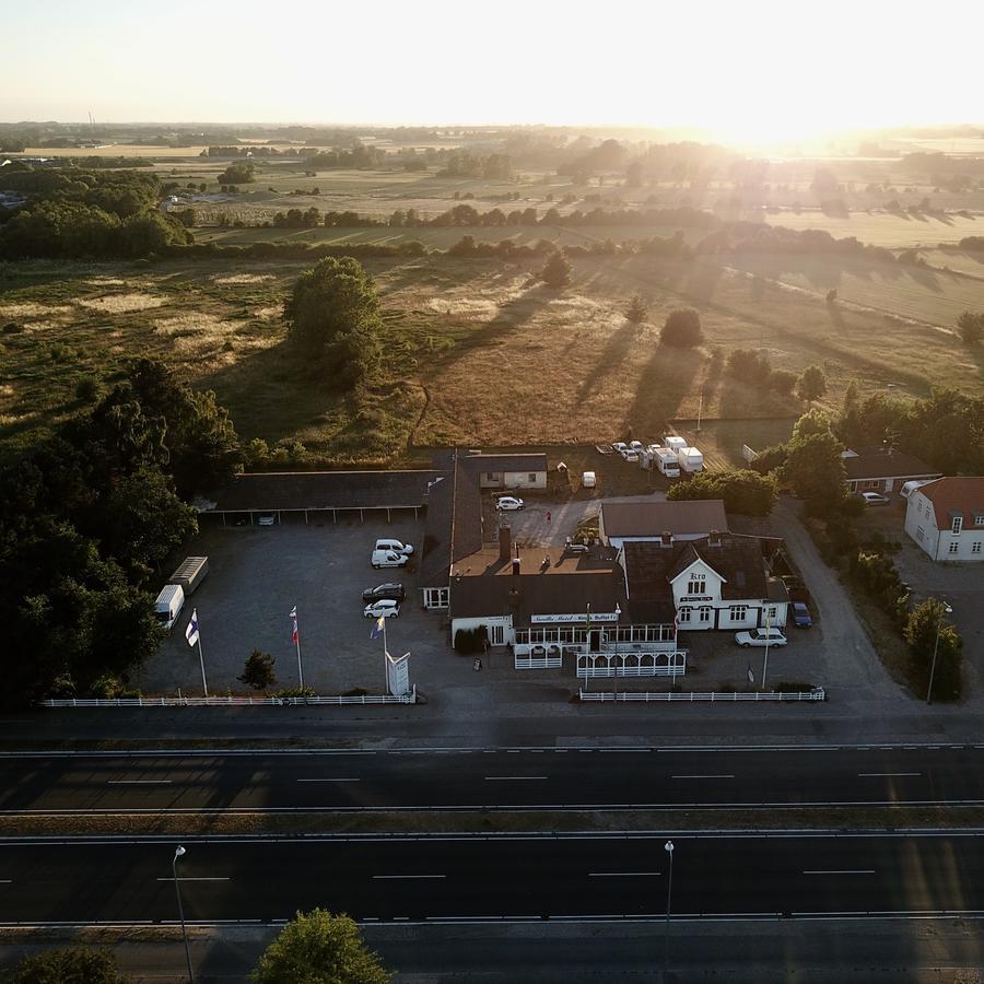 Sovilla Motel Кеге Екстер'єр фото